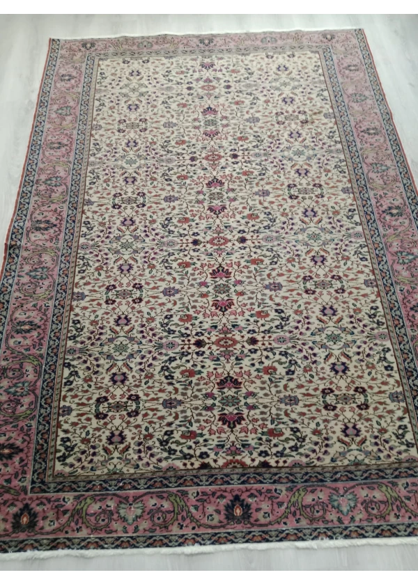 kayseri bunyen carpet 30 years old